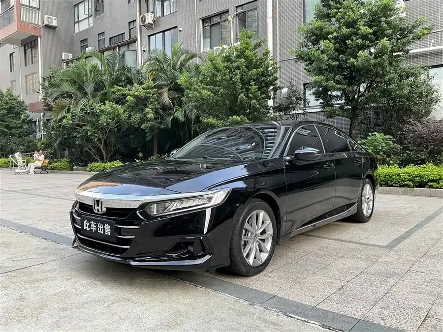 Honda Accord Accord 2022 260TURBO Deluxe Edition 2022 — фото 1, купить с доставкой в Москву