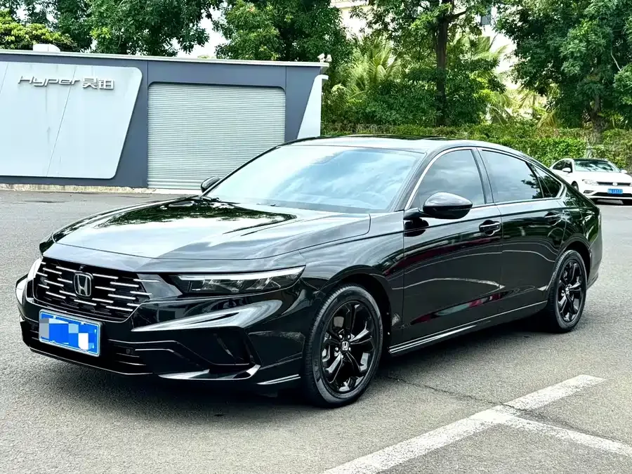 Honda Accord Accord 2025 260TURBO Luxury Edition 2025 — фото 1, купить с доставкой в Москву