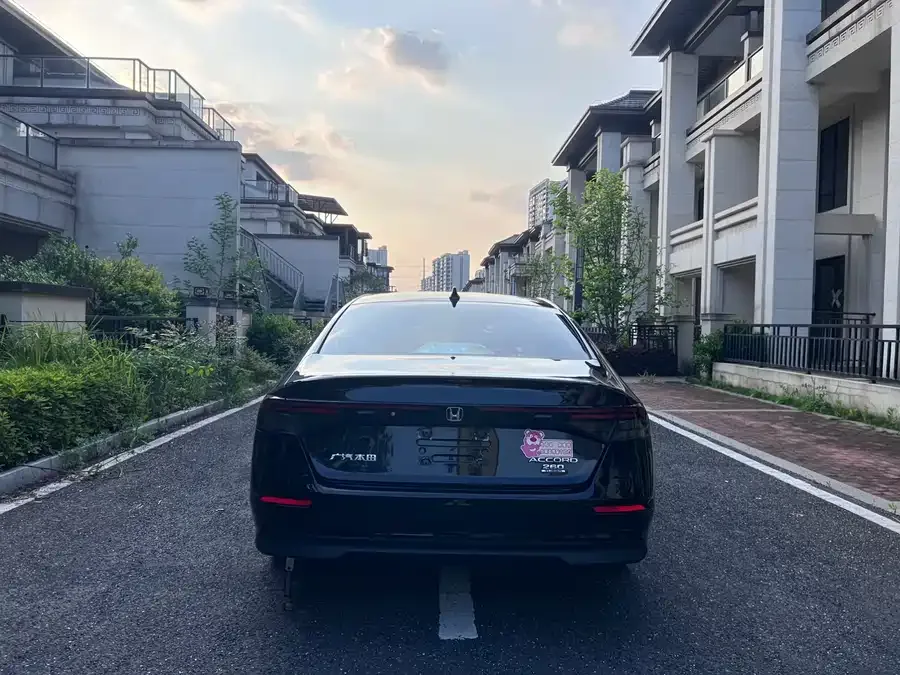 Honda Accord Accord 2025 260TURBO Luxury Edition 2024 — миниатюра 5