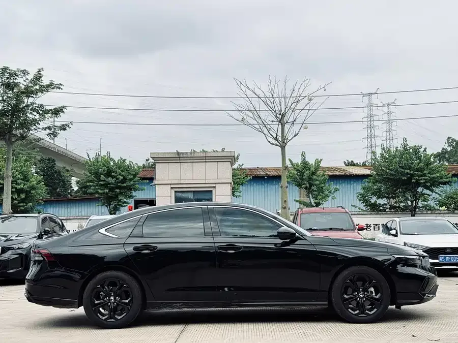 Honda Accord Accord 2025 Sports Series 260TURBO Luxury Edition 2025 — миниатюра 4