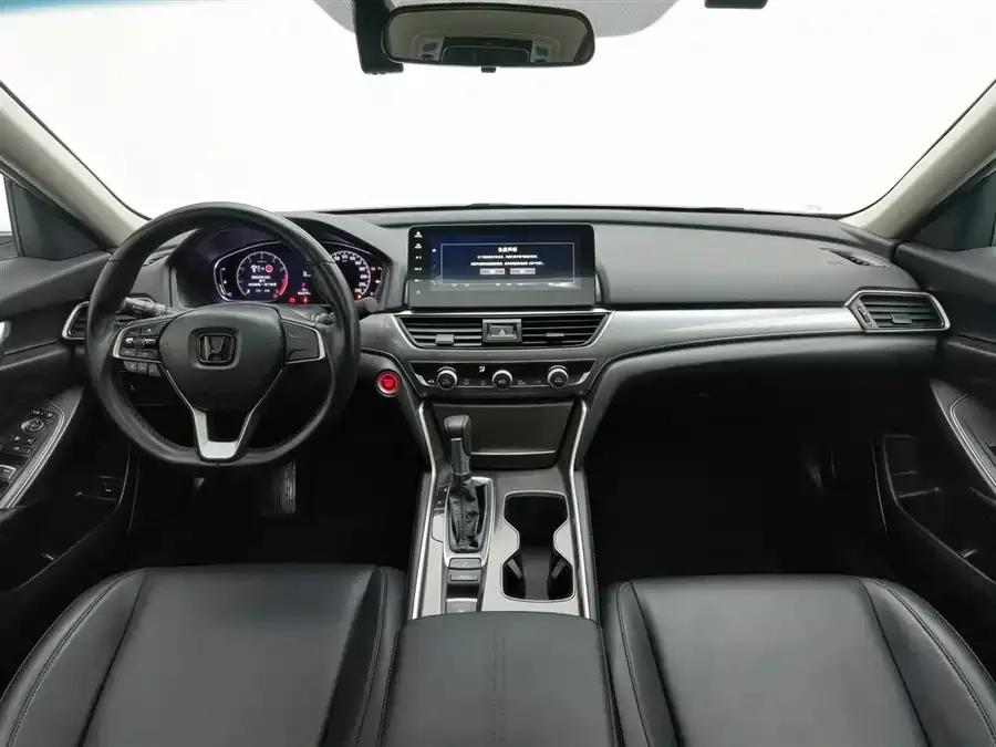 Honda Accord Accord 2022 260TURBO Deluxe Edition 2023 — миниатюра 2