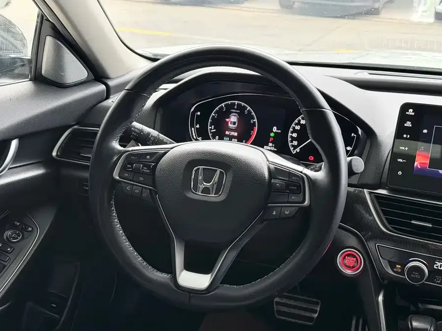 Honda Accord 2022 Accord 260TURBO Fantasy Night Premium Edition 2023 — миниатюра 2