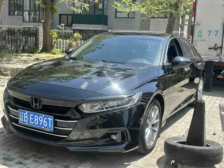 Honda Accord Accord 2022 260TURBO Deluxe Edition 2022 — миниатюра 3