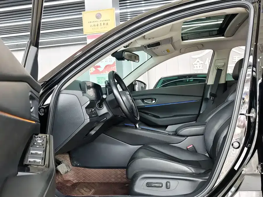 Honda Accord Accord 2023 260TURBO Smart Edition 2023 — миниатюра 2
