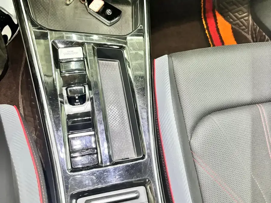 Volkswagen Lamando 2024 Lingdu Lingdu L 280TSI DSG Cool Edition 2023 — миниатюра 2