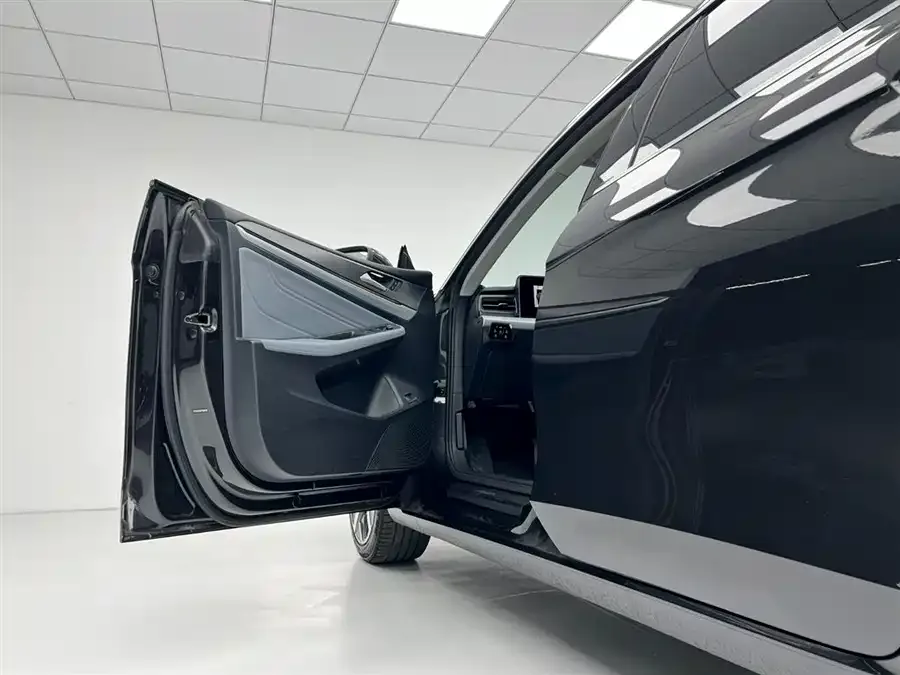 Volkswagen Lamando 2023 Lingdu Lingdu L 280TSI DSG Cool Edition 2023 — миниатюра 5