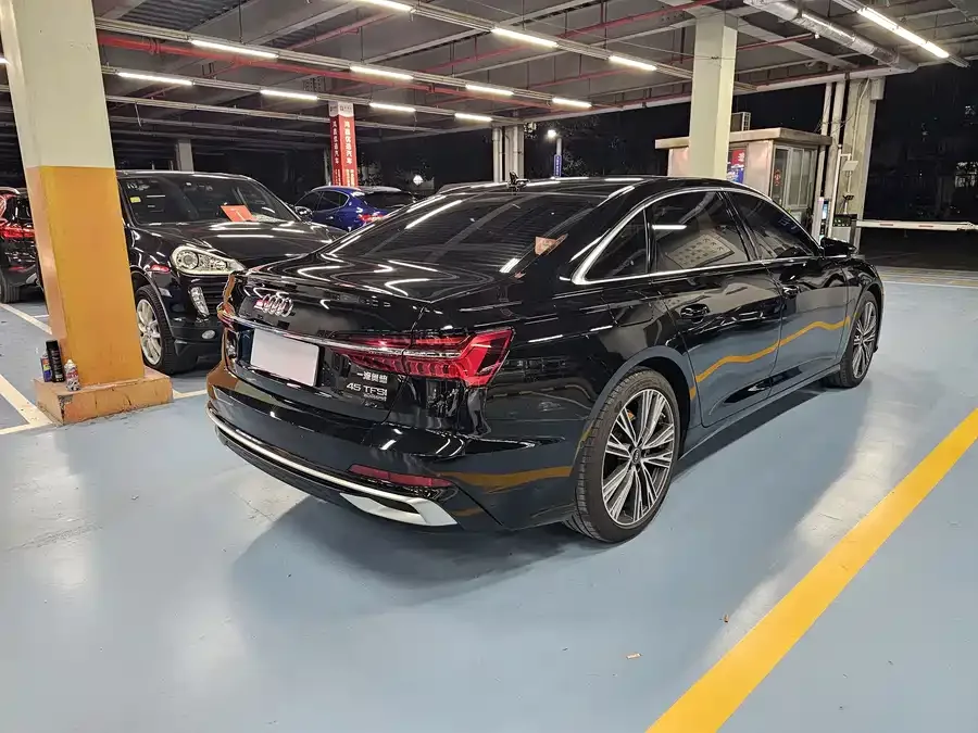 Audi A6L 2024 45 TFSI quattro premium dynamic model 2024 — миниатюра 2