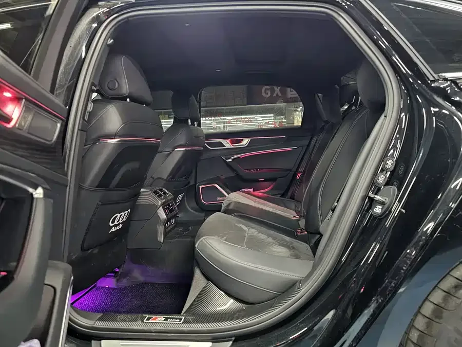 Audi A6L 2024 45 TFSI quattro premium dynamic model 2024 — миниатюра 5