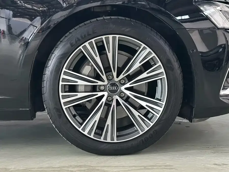 Audi A6L 2023 45 TFSI quattro Premium Elegance 2023 — миниатюра 5