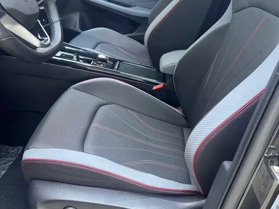 Volkswagen Lamando 2023 Lingdu Lingdu L 280TSI DSG Cool Edition 2023 — миниатюра 5
