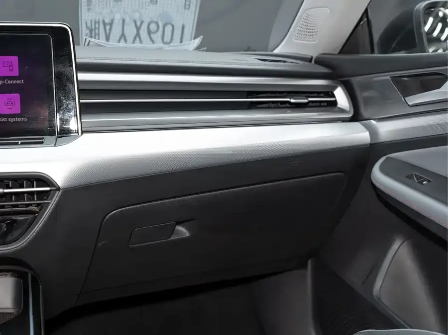 Volkswagen Lamando 2023 Lingdu Lingdu L 280TSI DSG Cool Edition 2023 — миниатюра 4