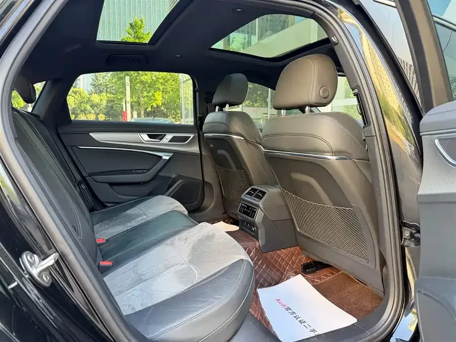 Audi A6L 2023 facelift 45 TFSI premium dynamic model 2023 — миниатюра 2