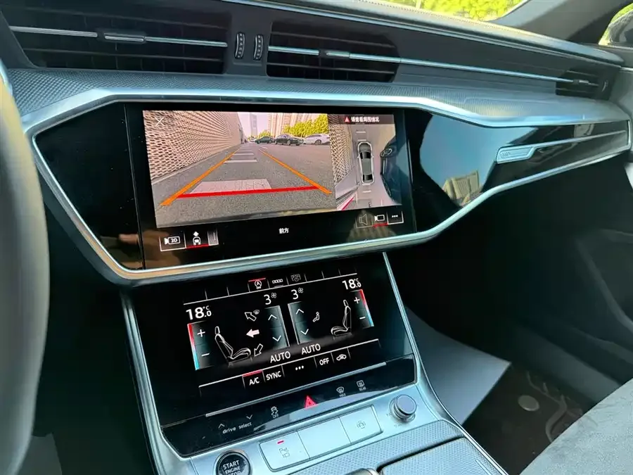 Audi A6L 2023 facelift 45 TFSI premium dynamic model 2023 — миниатюра 3