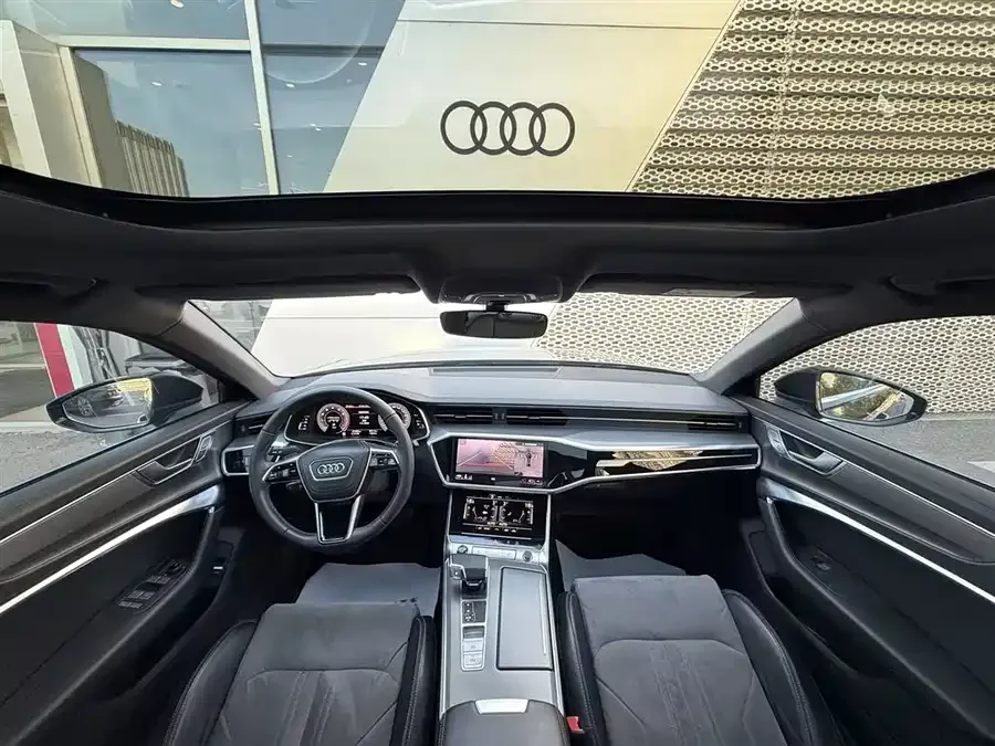 Audi A6L 2023 facelift 45 TFSI premium dynamic model 2023 — миниатюра 5