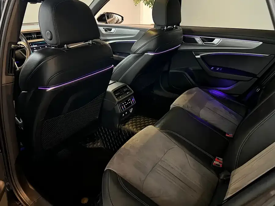 Audi A6L 2023 facelift 45 TFSI premium dynamic model 2023 — миниатюра 3