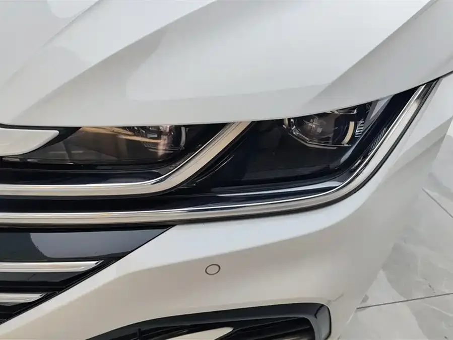 Volkswagen FAW- CC FAW-Volkswagen CC 2023 380TSI Eye-catching Edition 2023 — миниатюра 5