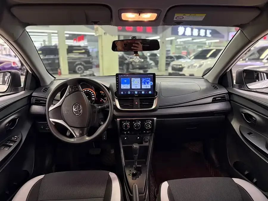 Toyota Yaris L YARiS L 2022 YARiS X 1.5L CVT Leading PLUS Edition 2022 — миниатюра 2
