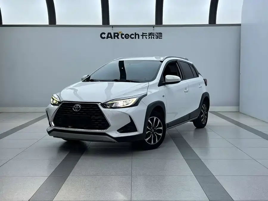 Toyota Yaris L 2022