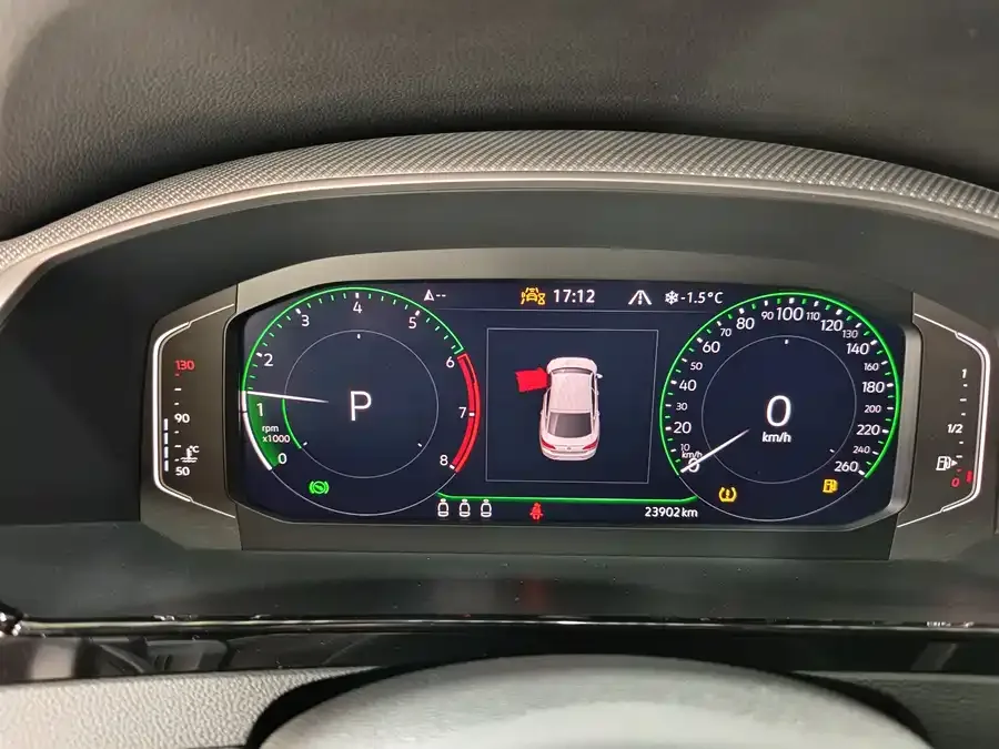 Volkswagen FAW- CC FAW-Volkswagen CC 2023 380TSI Eye-catching Edition 2024 — миниатюра 3