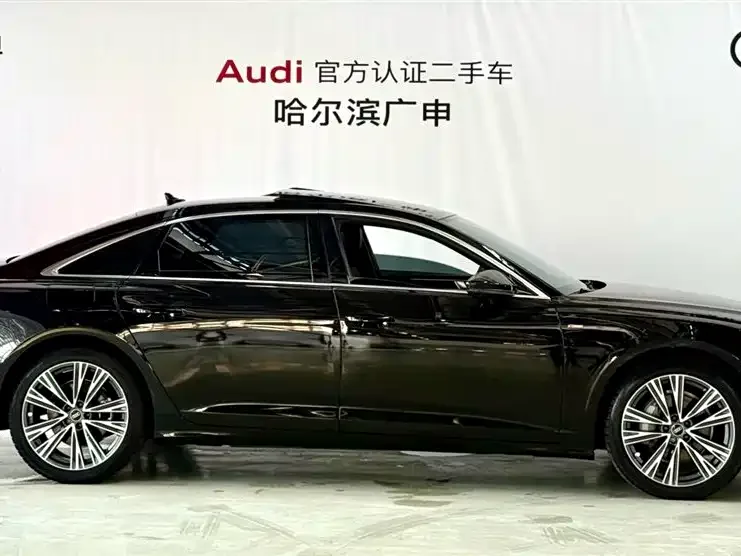 Audi A6L 2023 45 TFSI quattro premium dynamic model 2023 — миниатюра 2