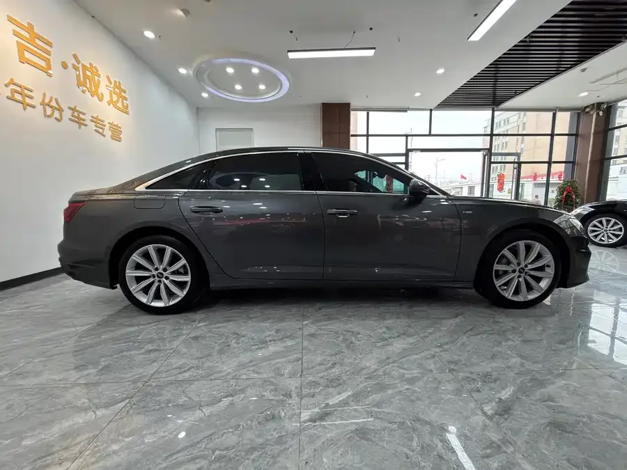 Audi A6L 2022 45 TFSI Premium Dynamic Model 2022 — миниатюра 5