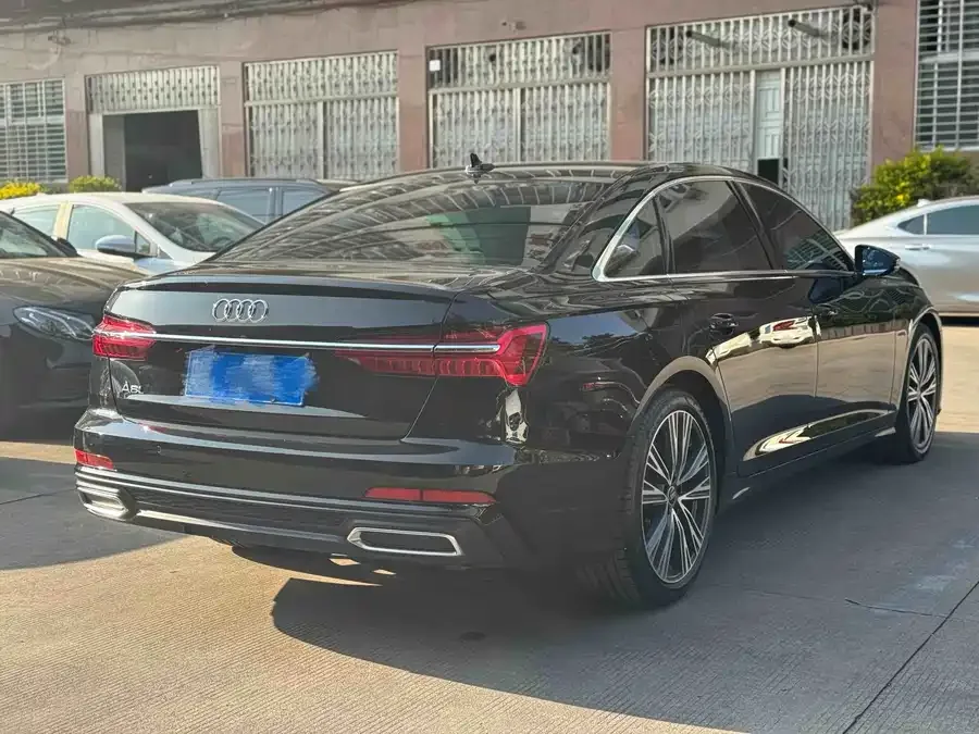 Audi A6L 2022 45 TFSI Premium Dynamic Model 2022 — миниатюра 2