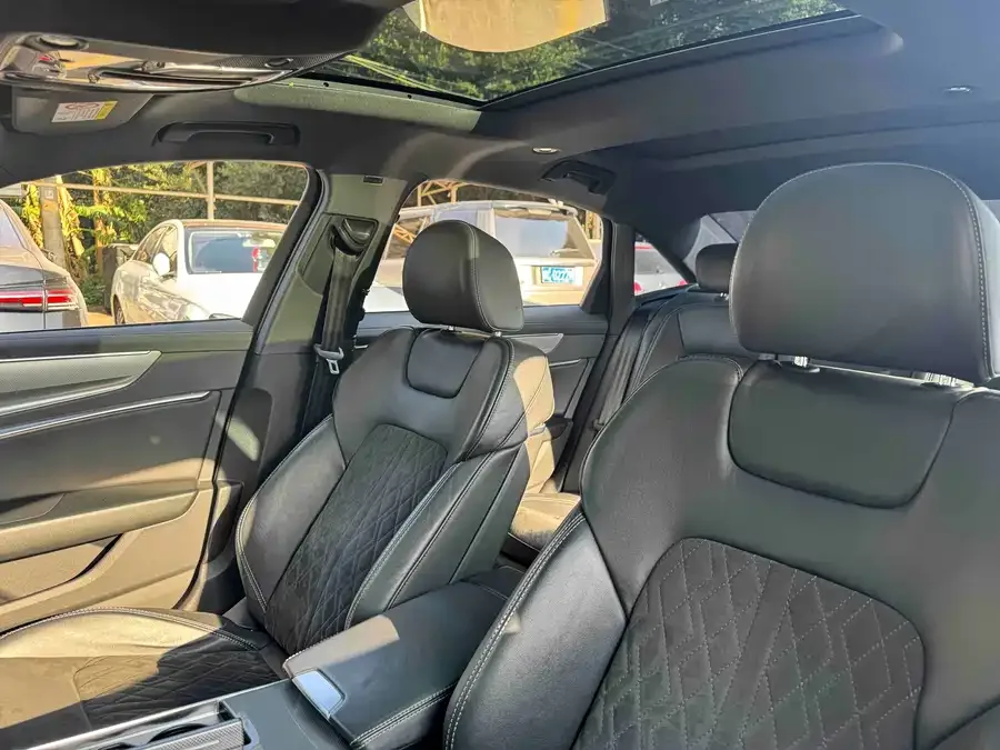 Audi A6L 2022 45 TFSI Premium Dynamic Model 2022 — миниатюра 3