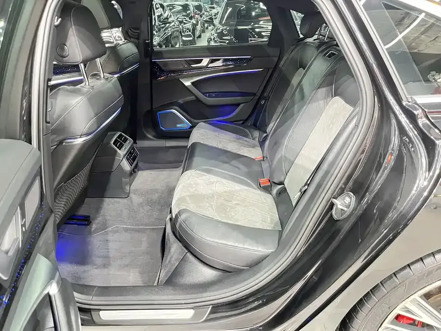 Audi A6L 2022 45 TFSI Premium Dynamic Model 2022 — миниатюра 2