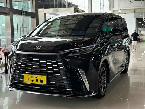 Lexus LM 2024 buy in Moscow
