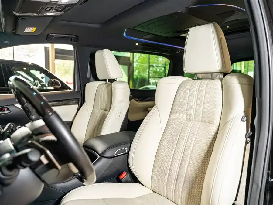 Lexus LM 2020 300h 7-seat Elegant Edition 2022 — миниатюра 3