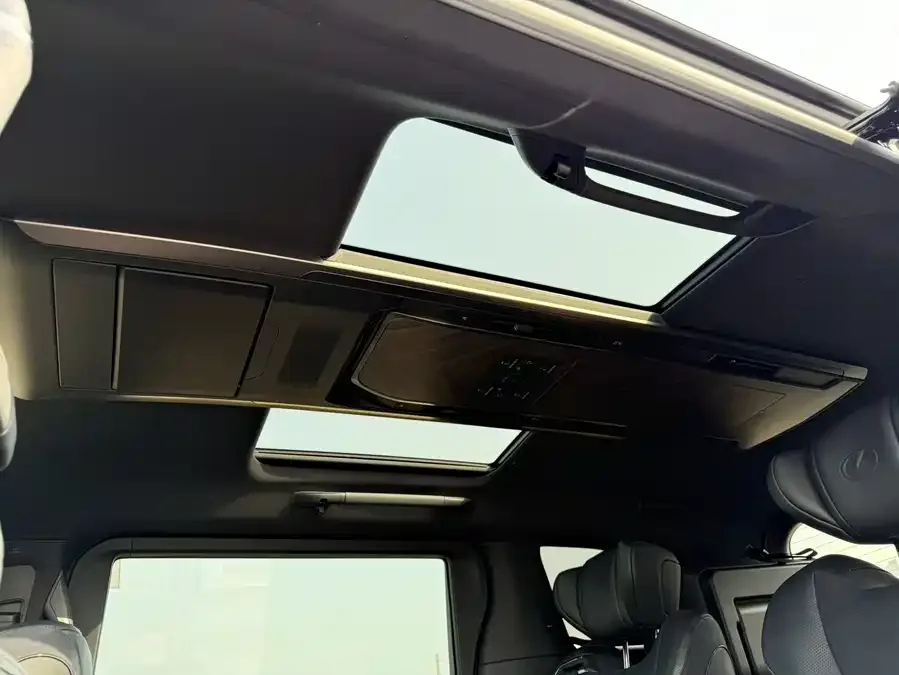 Lexus LM 2023 350h Seven-seat Elegant Edition 2024 — миниатюра 4