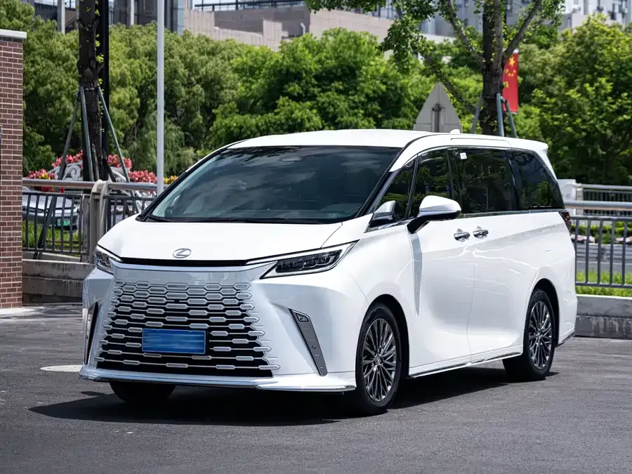 Lexus LM 2024