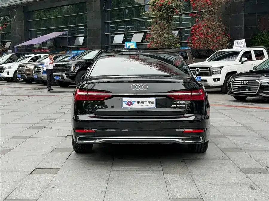 Audi A6L 2023 40 TFSI luxury and elegant model 2023 — миниатюра 2