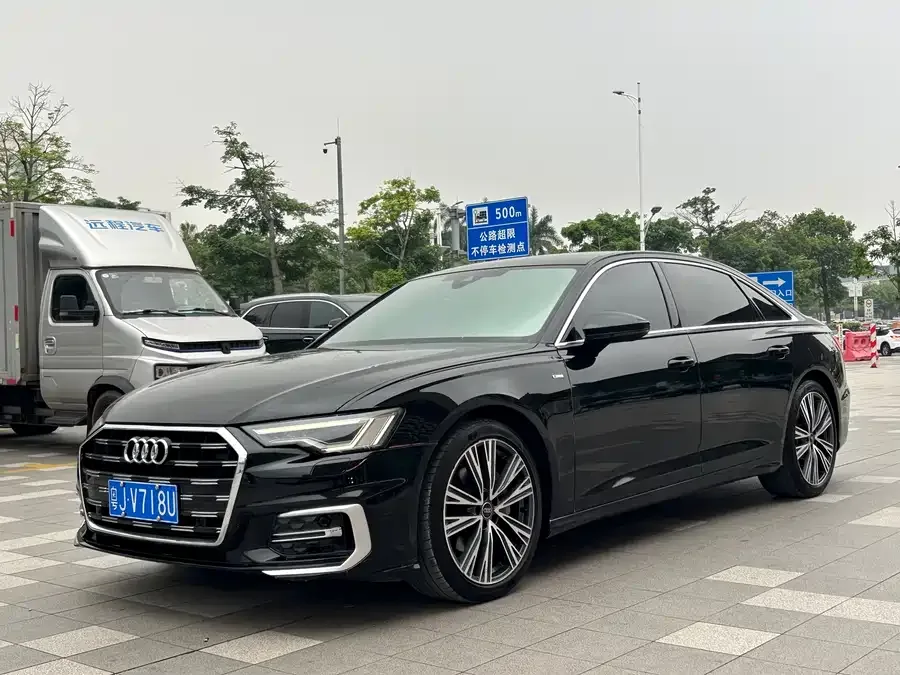 Audi A6L 2023 40 TFSI luxury and elegant model 2023 — миниатюра 4