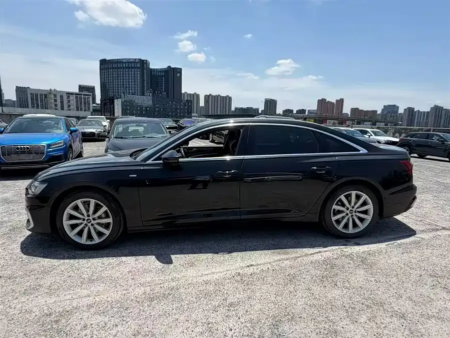 Audi A6L 2024 45 TFSI Premium Dynamic Model 2024 — миниатюра 3