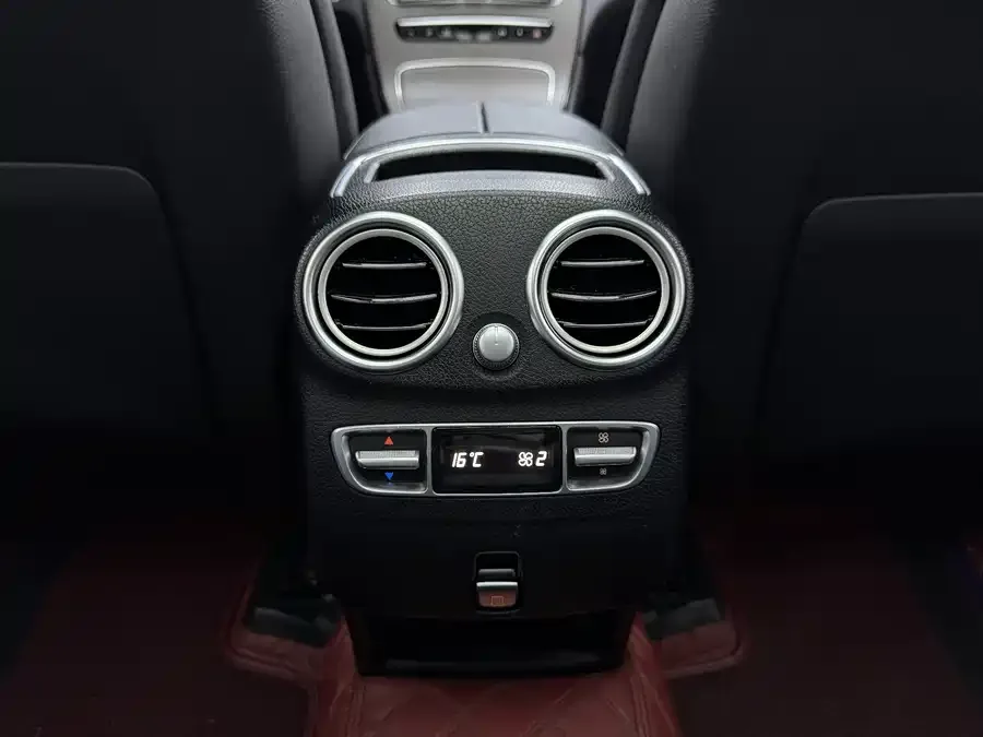 Mercedes-Benz GLC-Class Mercedes-Benz GLC 2022 GLC 300 L 4MATIC Dynamic Collector's Edition 2022 — миниатюра 2