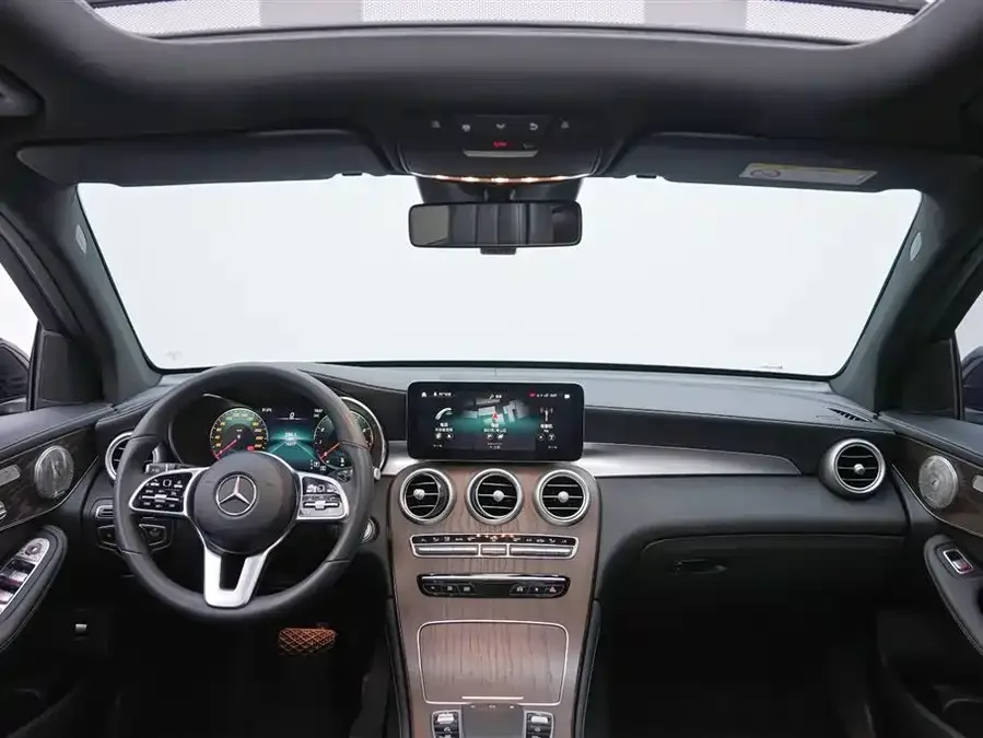Mercedes-Benz GLC-Class Mercedes-Benz GLC 2022 GLC 300 L 4MATIC Dynamic Collector's Edition 2022 — миниатюра 3