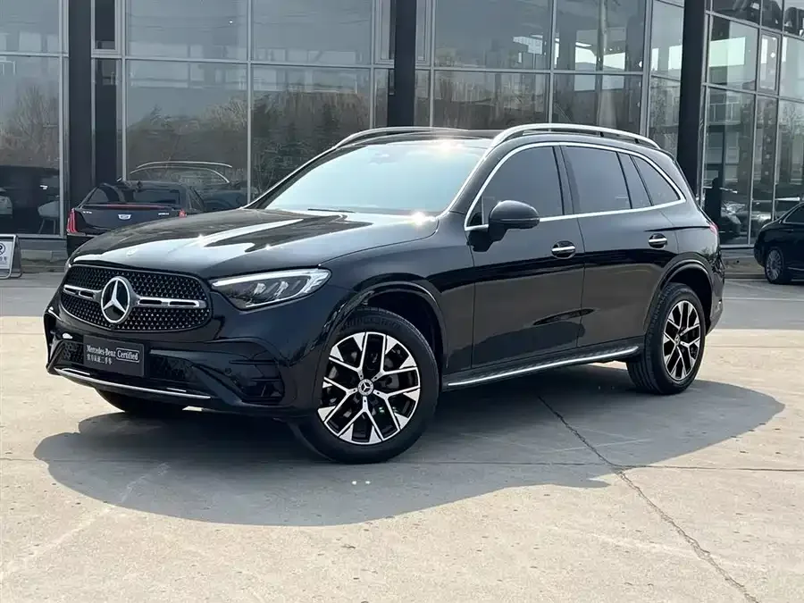 Mercedes-Benz GLC-Class 2025