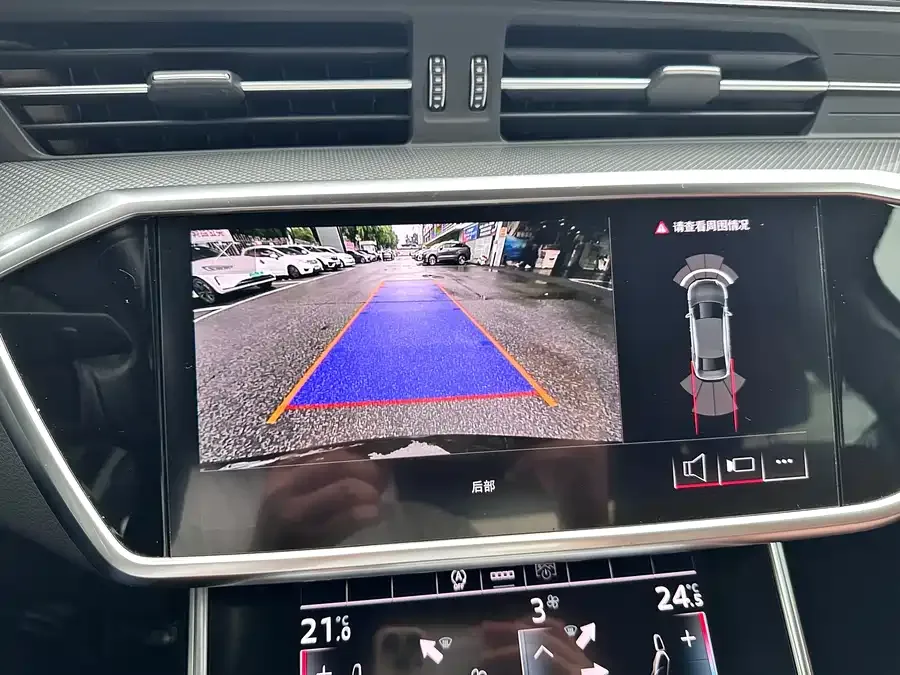 Audi A6L 2024 45 TFSI Premium Dynamic Model 2024 — миниатюра 4