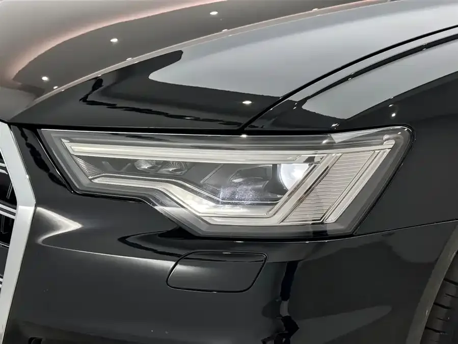 Audi A6L 2024 40 TFSI luxury and dynamic model 2024 — миниатюра 5