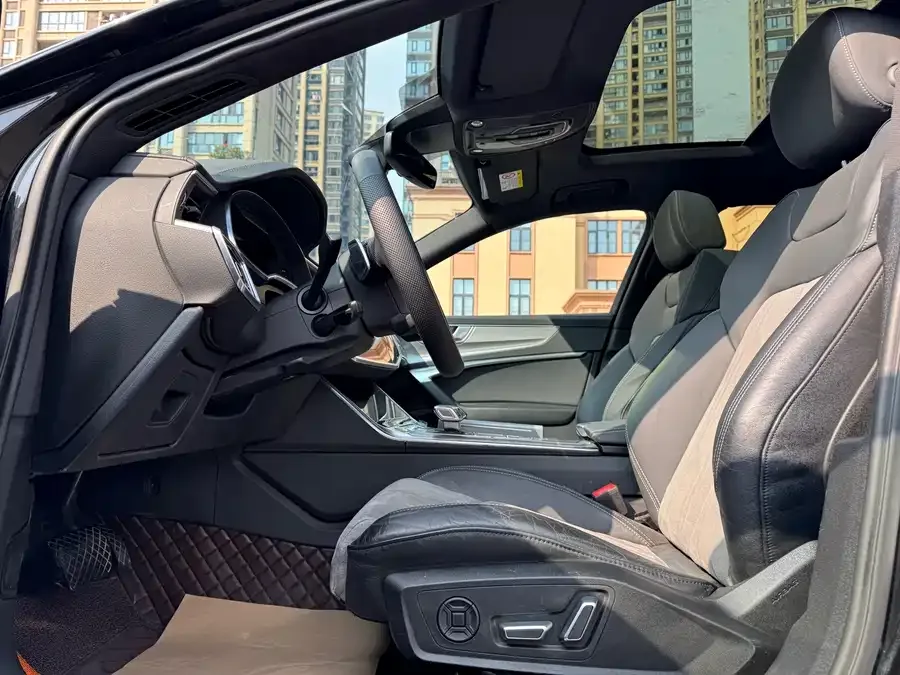 Audi A6L 2024 45 TFSI Premium Dynamic Model 2024 — миниатюра 3