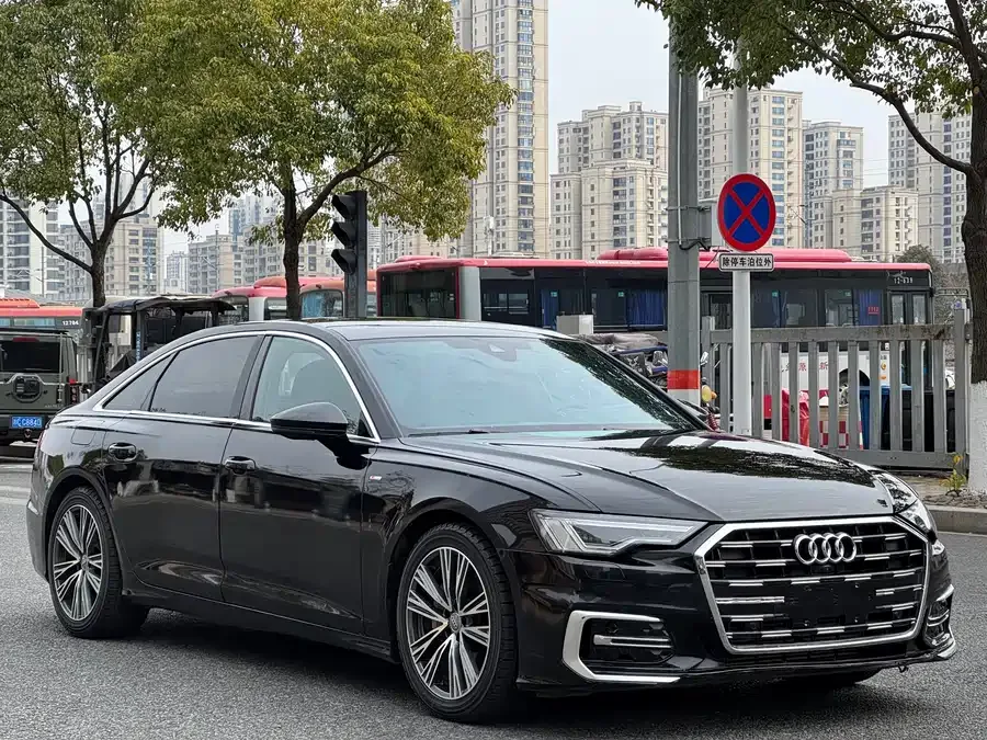 Audi A6L 2024 45 TFSI Premium Dynamic Model 2024 — фото 1, купить с доставкой в Москву