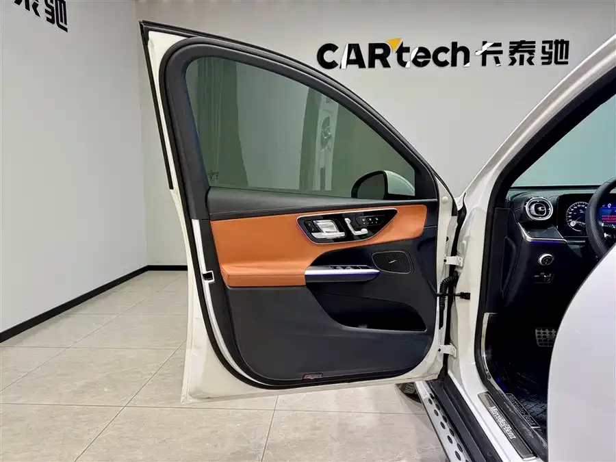 Mercedes-Benz GLC-Class Mercedes-Benz GLC 2025 GLC 260 L 4MATIC Luxury Edition 2025 — миниатюра 5