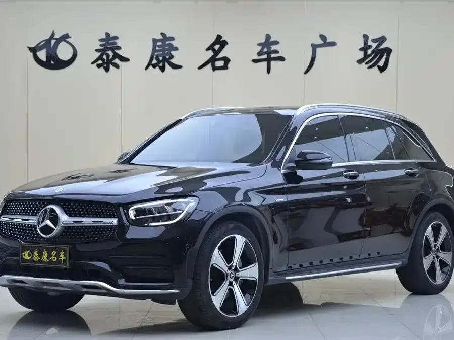 Mercedes-Benz GLC-Class 2023