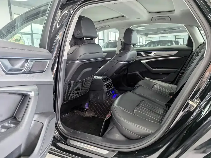 Audi A6L 2024 45 TFSI Premium Dynamic Model 2024 — миниатюра 3