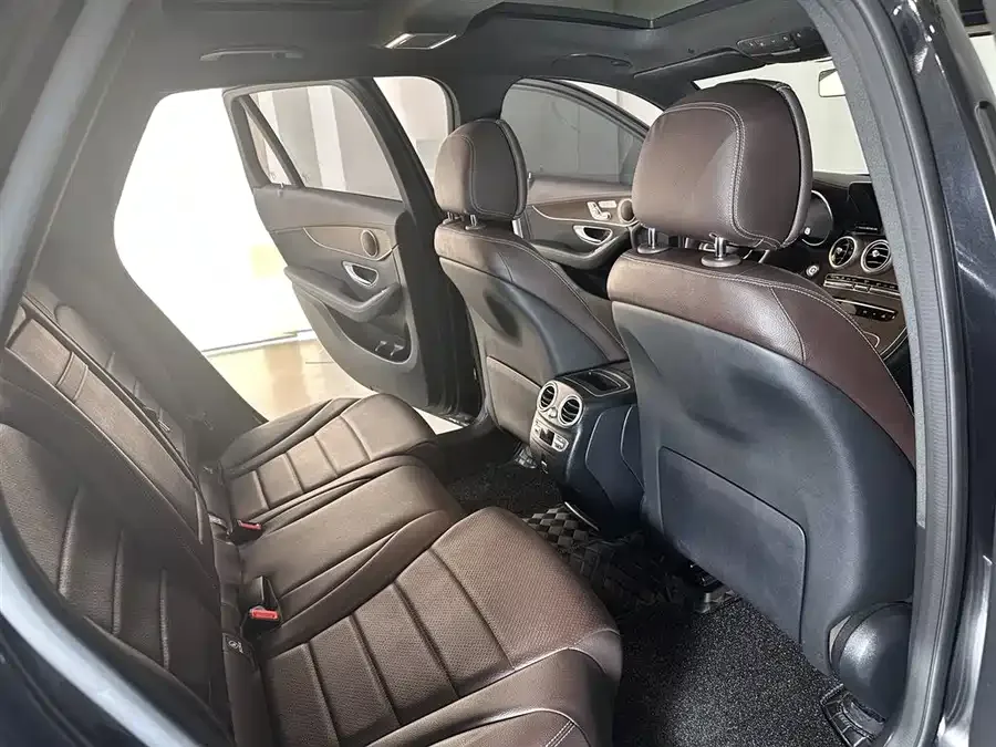 Mercedes-Benz GLC-Class Mercedes-Benz GLC 2022 GLC 300 L 4MATIC Dynamic Collector's Edition 2022 — миниатюра 2