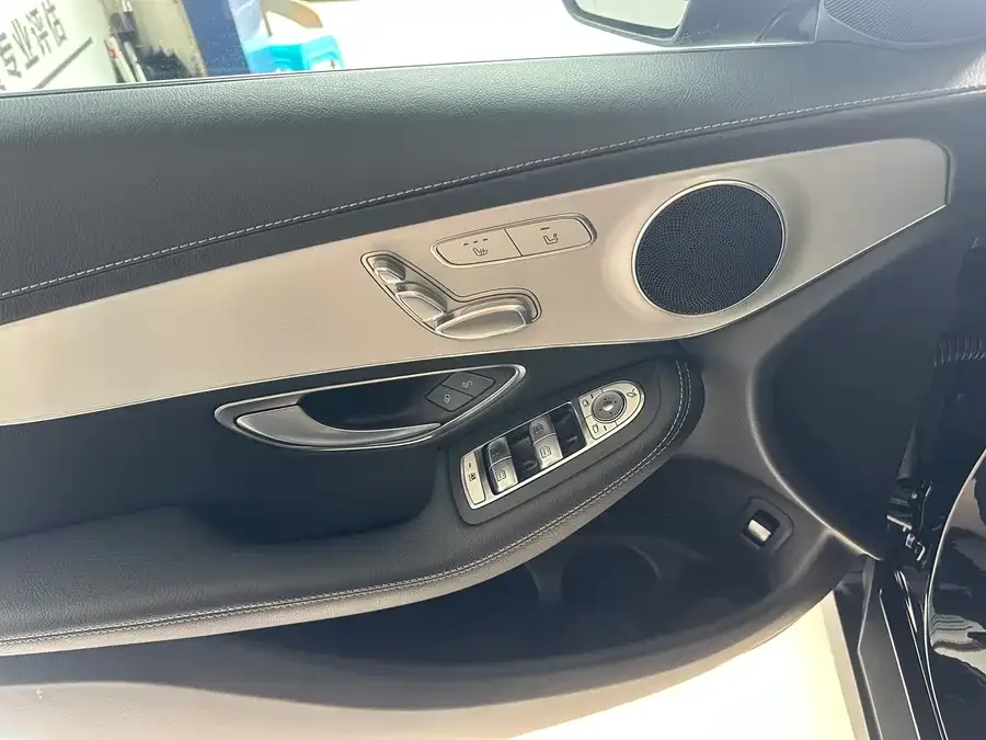 Mercedes-Benz GLC-Class Mercedes-Benz GLC 2022 Model 3 GLC 260 L 4MATIC Dynamic 2022 — миниатюра 5