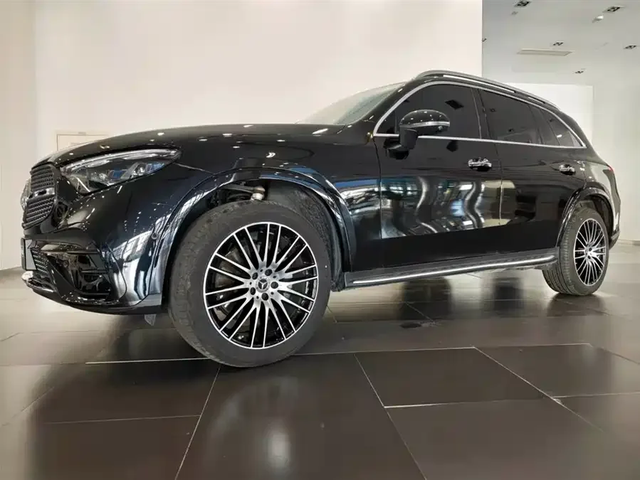 Mercedes-Benz GLC-Class 2024