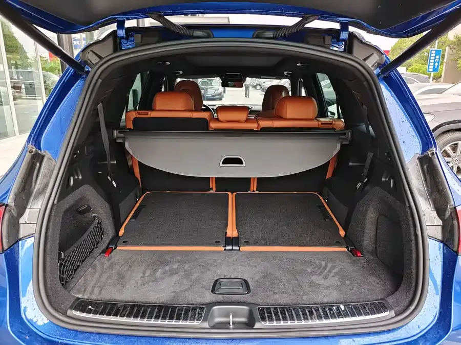 Mercedes-Benz GLC-Class Mercedes-Benz GLC 2023 GLC 300 L 4MATIC luxury 7-seater 2023 — миниатюра 3