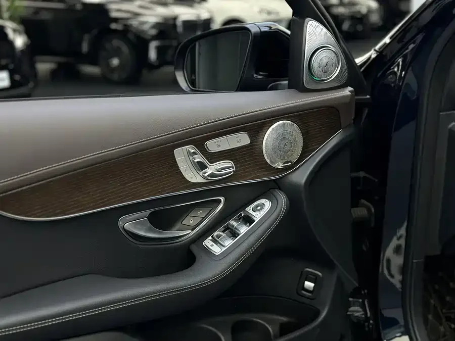 Mercedes-Benz GLC-Class Mercedes-Benz GLC 2022 GLC 300 L 4MATIC Dynamic 2022 — миниатюра 4